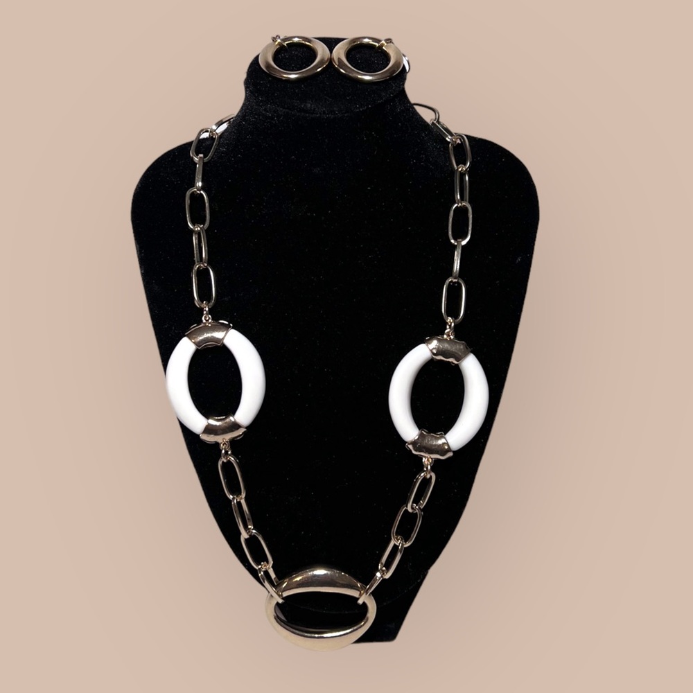 Charming Charlie Gold and white long oval link necklace with matching earrings